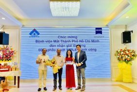 KHOA KHÚC XẠ NHẬN GIẢI THƯỞNG 6000 PHẪU THUẬT KHÚC XẠ SMILE THÀNH CÔNG