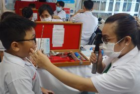 80-90% trẻ em Việt Nam sẽ bị cận thị