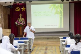 TẬP HUẤN TRUYỀN THÔNG GDSK NĂM 2023: CHỦ ĐỀ “CÁCH SỬ DỤNG HIỆU QUẢ TÀI LIỆU TRUYỀN THÔNG”